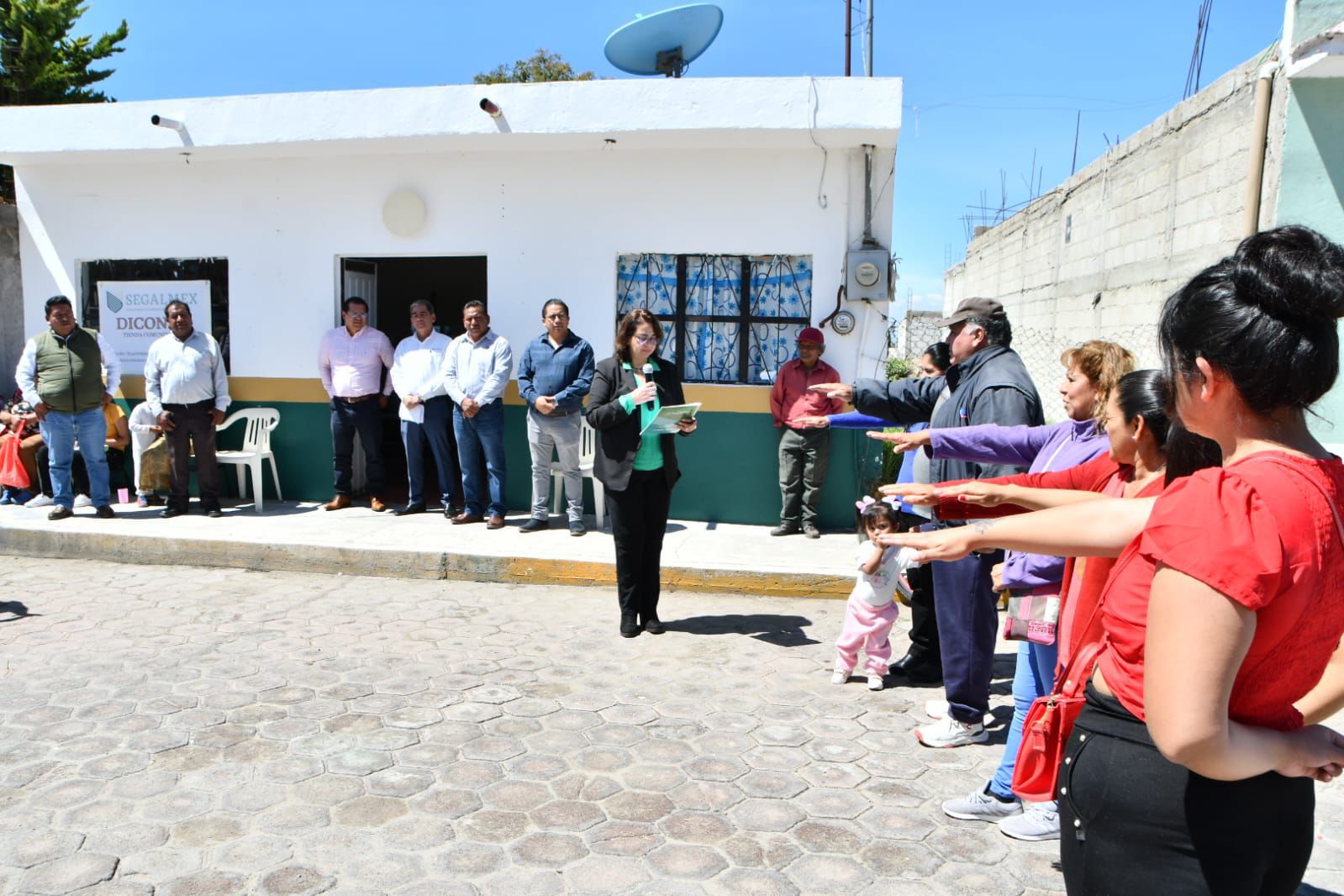Reaperturan Diconsa y gobierno municipal dos tiendas comunitarias en Huamantla